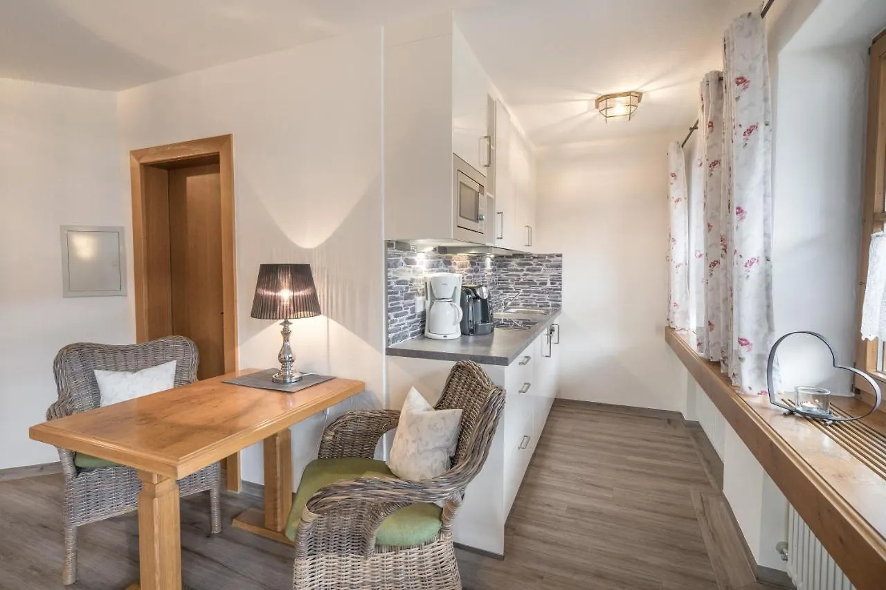 Ferienwohnungen Alpentraum - Landhaus Im Oberen Markt Oberstdorf
