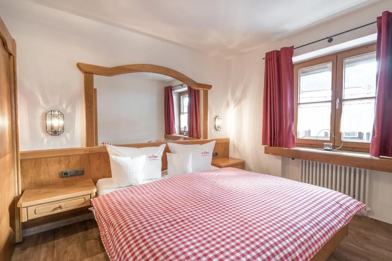 Ferienwohnungen Alpentraum - Landhaus Im Oberen Markt Oberstdorf 0*,  Německo